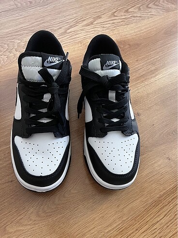 Nike Orijinal nike marka dunk low panda yeni