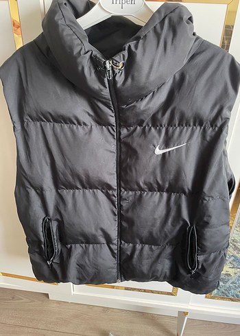 Nike Siyah Fermuarlı Kadın Şişme Yelek