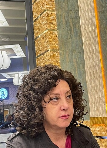 Beden Kendinden dalgalı kanekalon peruk