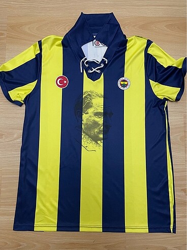 Fenerium üretimi Atatürk forması