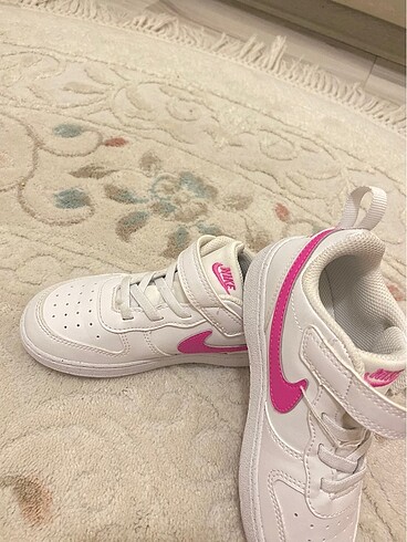 Nike kız çocuk ayakkabı