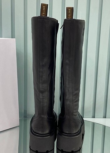 Celine Celine Bulky High Boots İthal Ürün 38,39,40,41 Numara 3708-5 ?