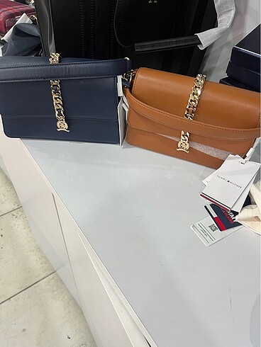 Tommy hilfiger çanta