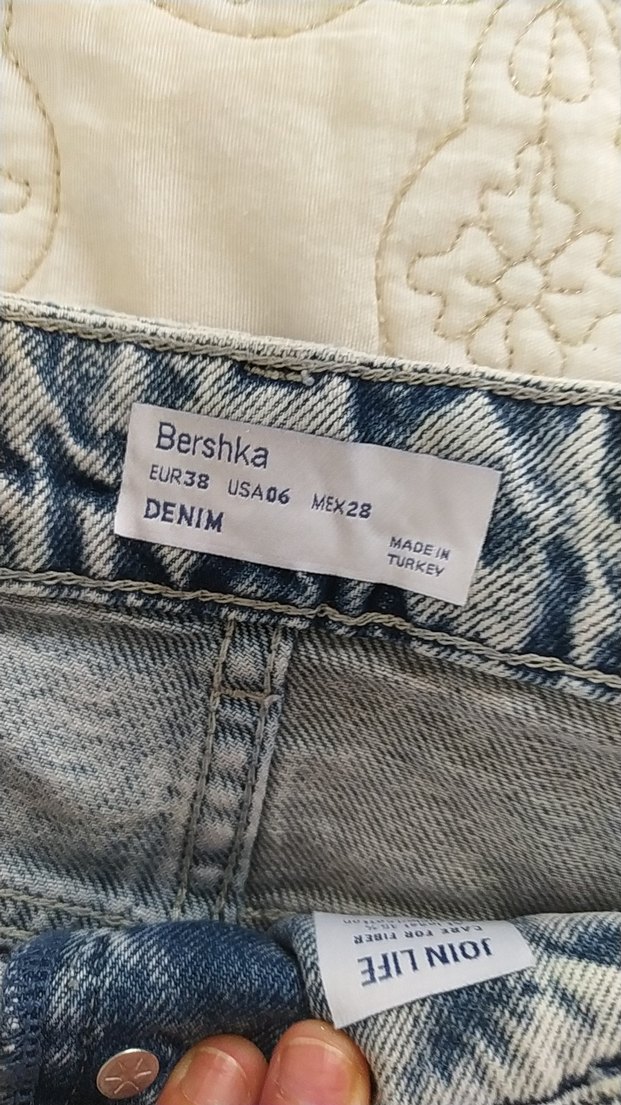 Düğmeli Gri Kadın Kot Şort - Görsel 4