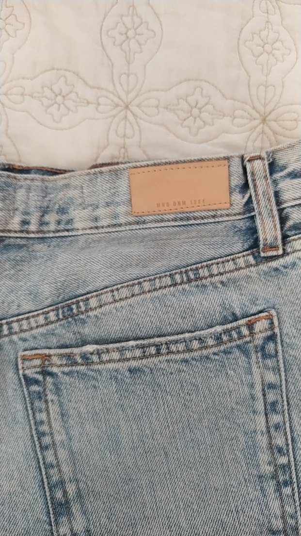Düğmeli Bağcıklı Mavi Mini Denim Şort - Görsel 5