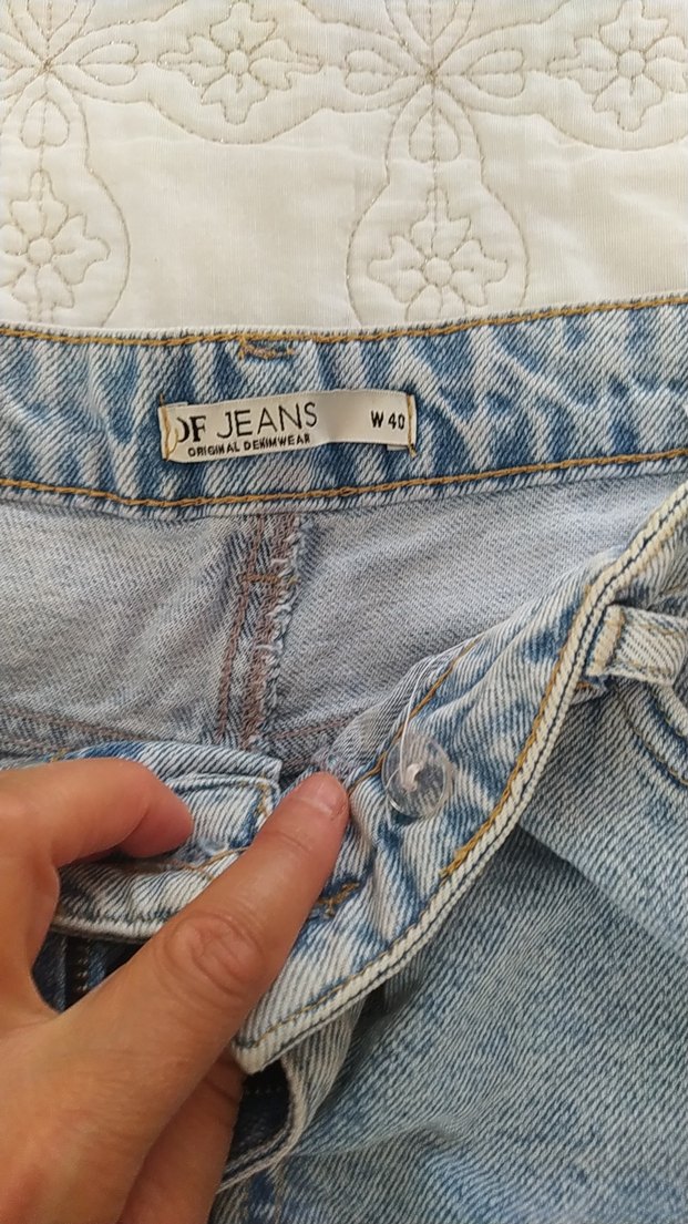 Kadın Açık Mavi Dantel Detaylı Mini Kot Şort - Görsel 3