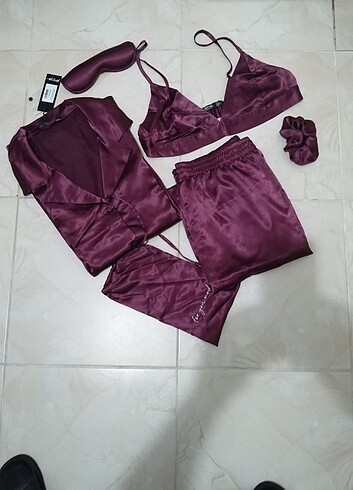 xl Beden Saten gecelik 