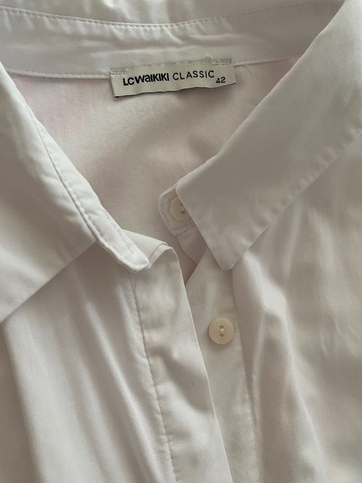 Beyaz Kemerli Kadın Gömlek - Görsel 4