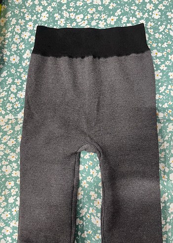 Gri Kadın Peluş Detaylı Tayt - Görsel 4