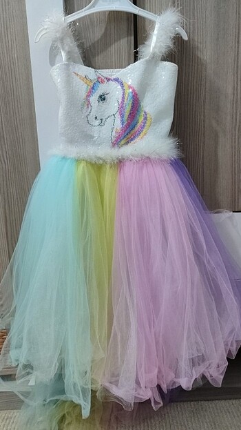 5.yaş unicorn elbise
