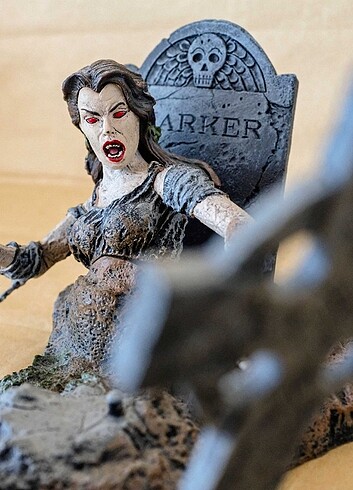 Diamond Select Diorama (Base)