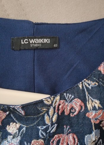 Lacivert Çiçek Desenli Astarlı Midi Elbise - Görsel 8