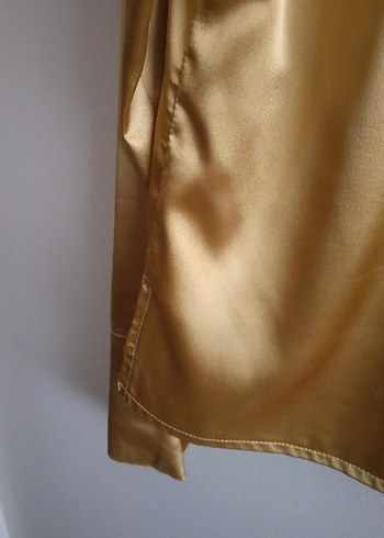 Saten Parlak Altın Rengi Kadın Bluz Gömlek - Görsel 6