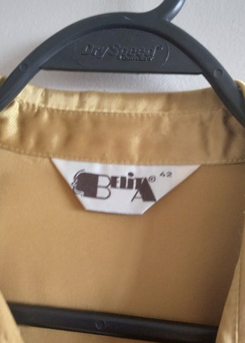 Saten Parlak Altın Rengi Kadın Bluz Gömlek - Görsel 3