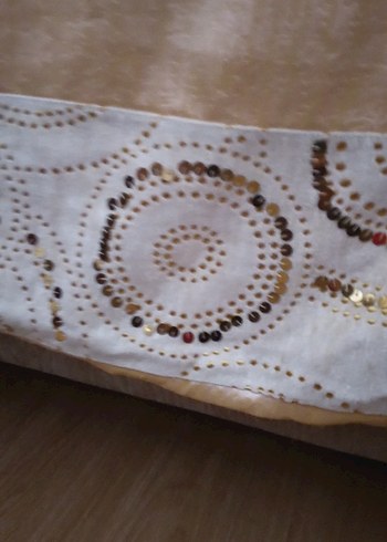 Pul işlemeli Kapitoneli Bej Yatak Örtüsü - Görsel 6