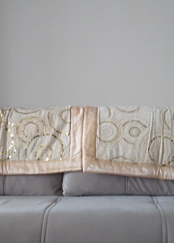 Pul işlemeli Kapitoneli Bej Yatak Örtüsü - Görsel 12