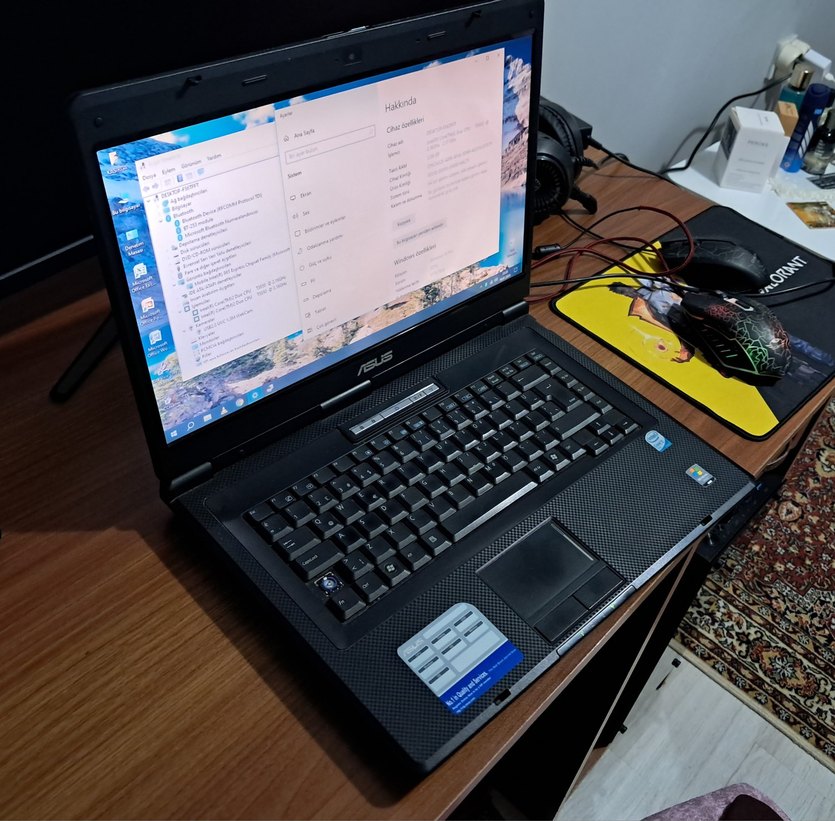 Siyah ASUS Dizüstü Bilgisayar - Görsel 3