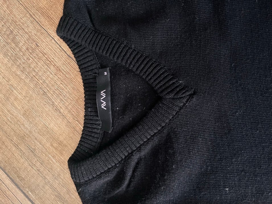 Siyah V Yaka Erkek Triko Kazak - Görsel 2