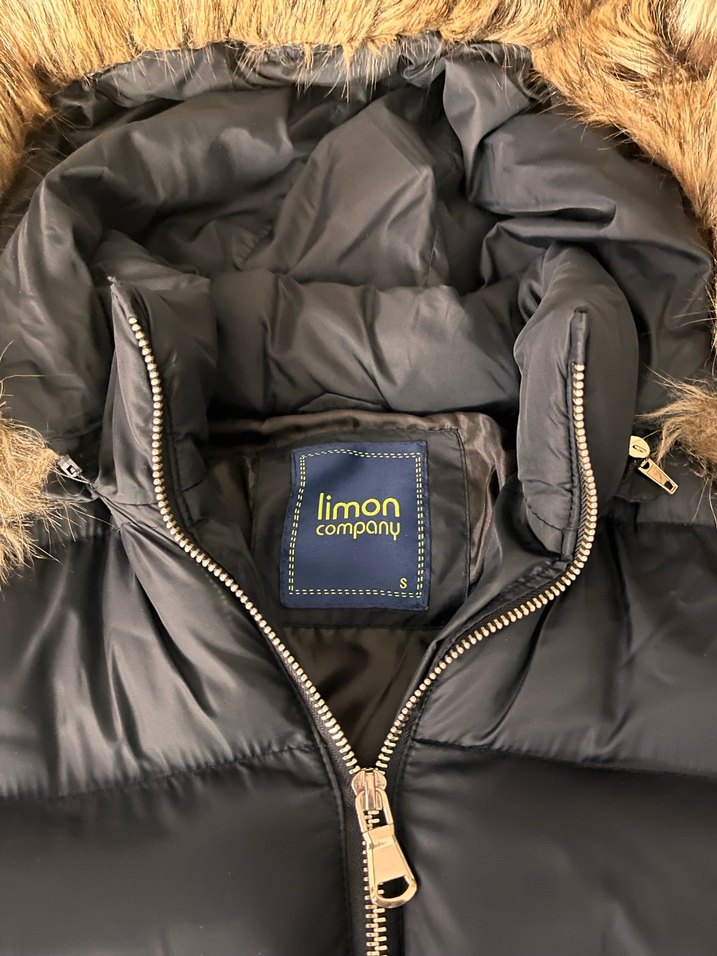 Kadın Siyah Kürklü Kış Montu - Görsel 3