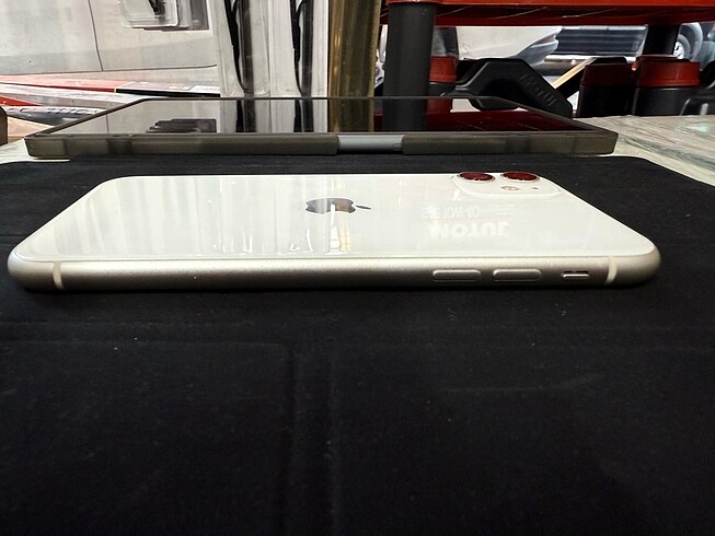 İPhone 11 - 128GB - Görsel 3