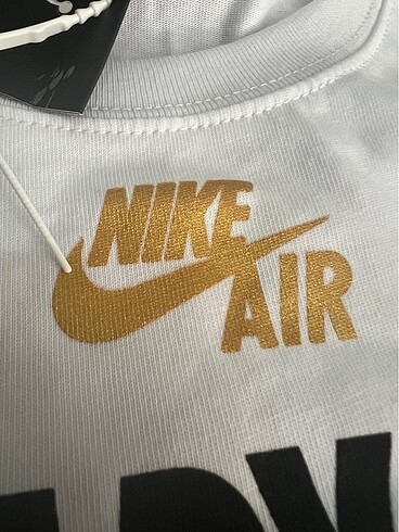 m Beden NIKE JORDAN TEE