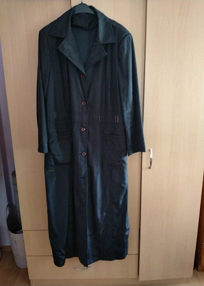 Mevsimlik pardesü hiç bir şey yok yeni gibi - Görsel 2