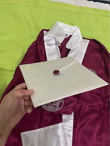 s Beden İstanbul Aydın Üniversitesi Cübbesi