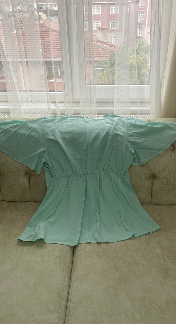 Turkuaz V Yaka Kısa Kollu Salaş  hamile Bluz - Görsel 3