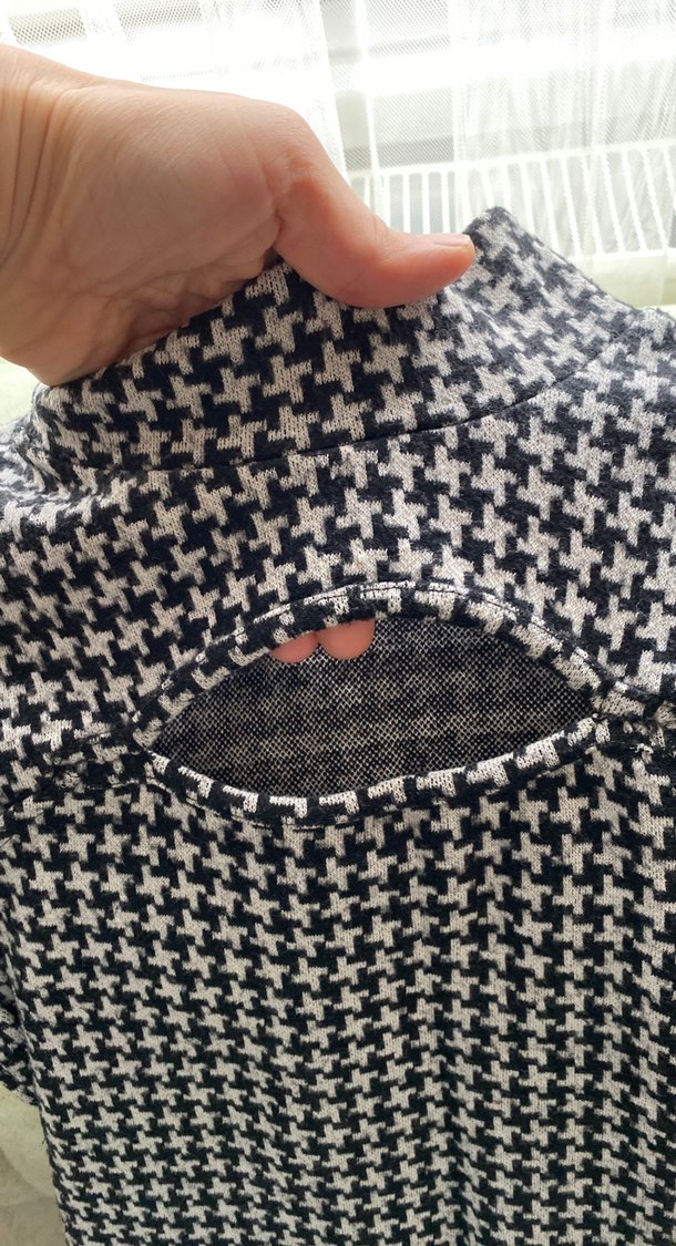 Uzun Kollu Gri Kareli Triko Elbise - Görsel 3