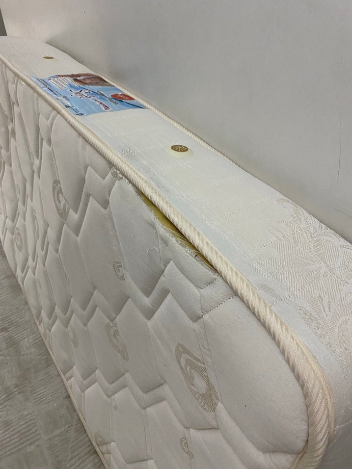 Gri Renkli Yatak Koruyucu - Görsel 2