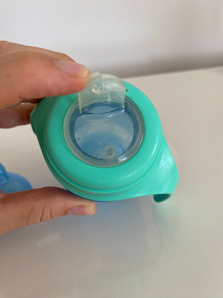 Mavi Bebek Biberonu Tutacaklı - Görsel 2