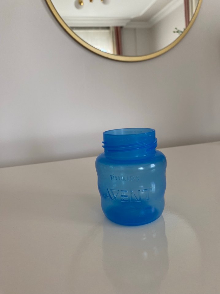 Mavi Bebek Biberonu Tutacaklı - Görsel 3