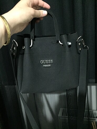  Beden siyah Renk Çapraz guess çanta