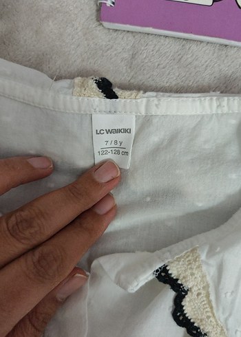 Nakışlı, kısa kollu beyaz gömlek - Görsel 2