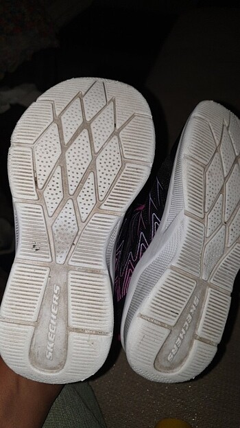 27 Beden Skechers ayakkabi