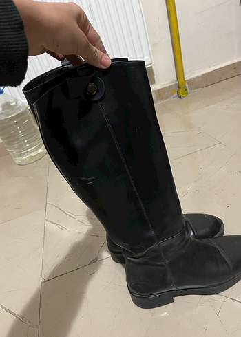 36 Beden Kadın Siyah Dizüstü Lastik Çizme