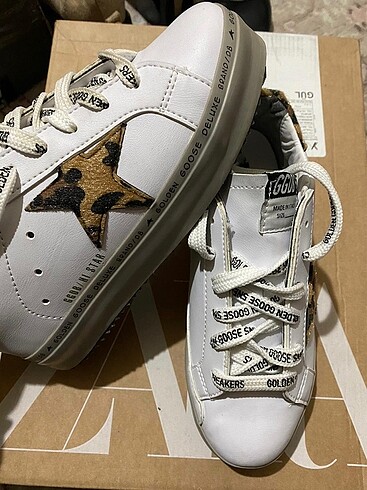 Golden goose sneaker