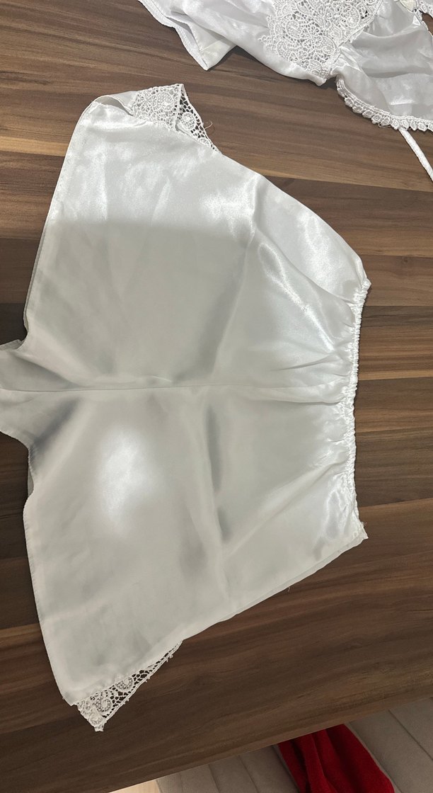 Beyaz Mini Saten İp Askılı Vintage Pijama Takımı - Görsel 3