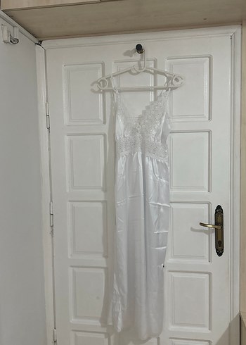 Nakışlı Uzun Beyaz Vintage Kadın Sabahlık ve Gecelik - Görsel 4