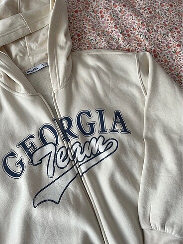 Bershka baskılı fermuarlı sweatshirt - ceket.