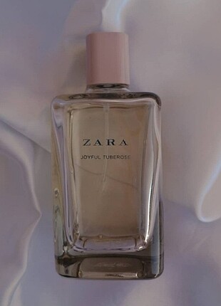 ZARA Joyful Tuberose