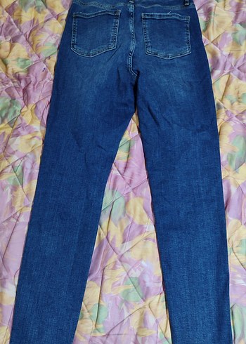 36 Beden Kadın Mavi Denim Yırtık Detaylı Jean