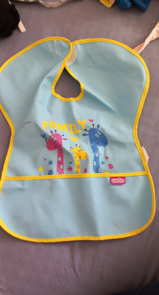 Mavi Baskılı Bebek Önlüğü - Görsel 5