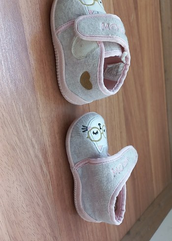 Kız Çocuk Gri Nakışlı Sıcak Ev Terliği - Görsel 3