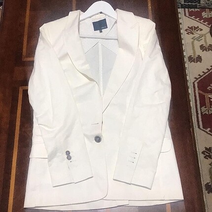 İpekyol beyaz blazer ceket