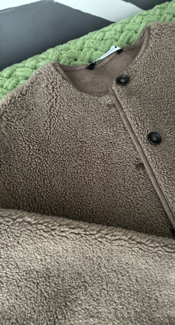 Düğmeli Kahverengi Kadın Peluş Ceket - Görsel 2