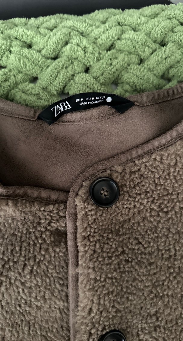 Düğmeli Kahverengi Kadın Peluş Ceket - Görsel 3