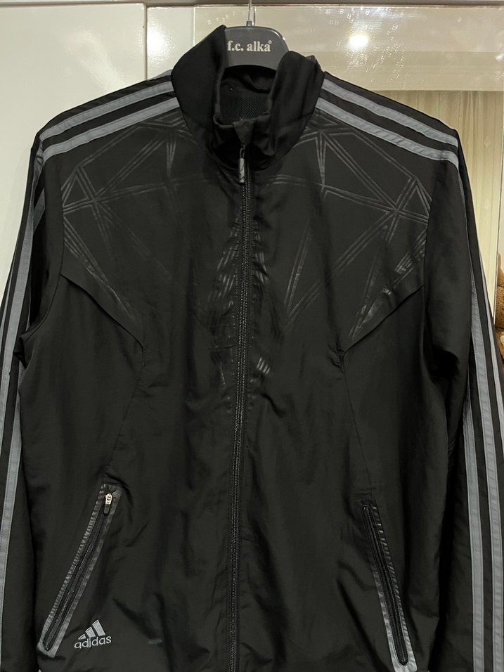 Siyah Fermuarlı Spor Ceket - Görsel 2