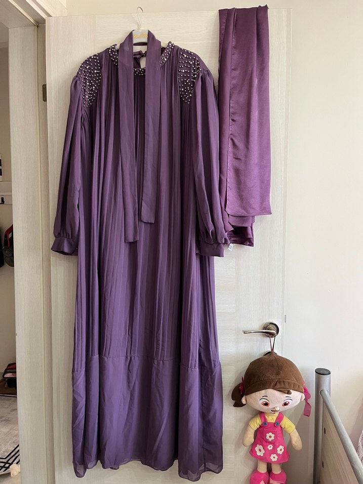 Mor Uzun Nakışlı Kadın Elbise - Görsel 3