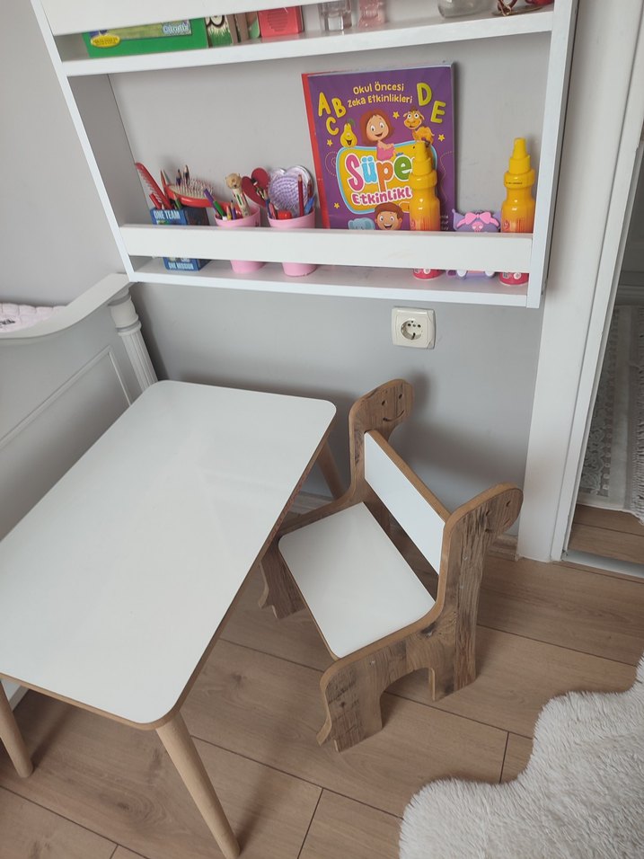 Beyaz Çocuk Kitap Rafı - Görsel 2
